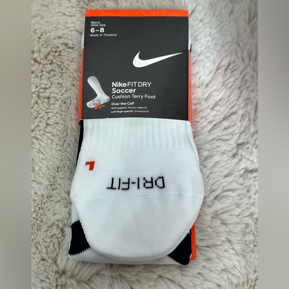 Nike FITDRY Soccer sock Over Calf Cushion Terry Foot - men’s 6-8 women’s 6-10 - Picture 1 of 2